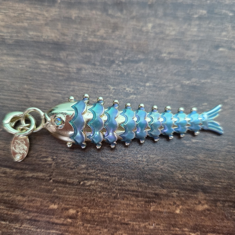 *SOLD* Kirks Folly Fairyland Fantasy Dancing Fish Open Ring Charm